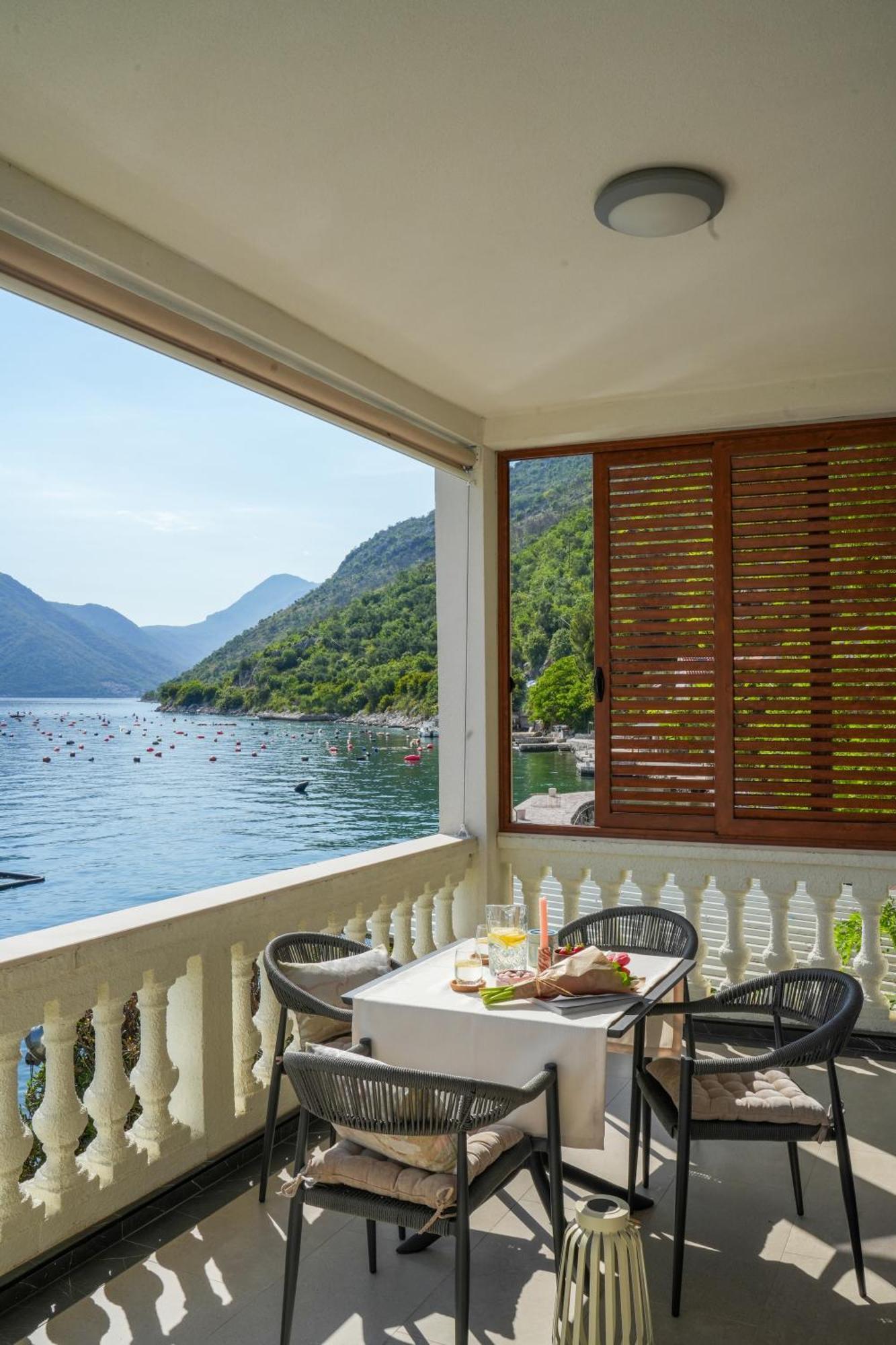Aquazzura Apartment Kotor Exterior photo